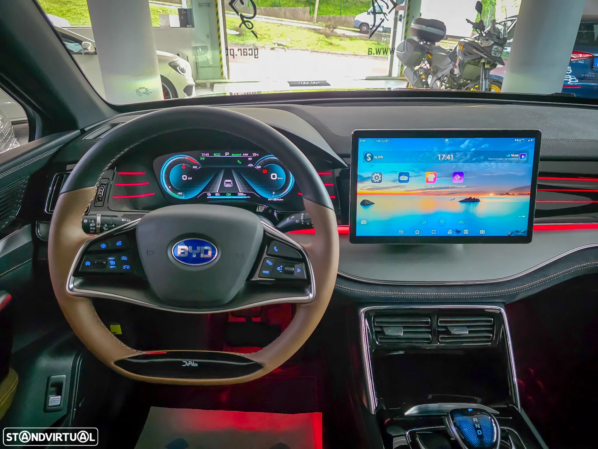 BYD Tang 86.4 kWh AWD Flagship - 28