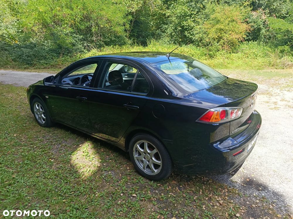 Mitsubishi Lancer - 15
