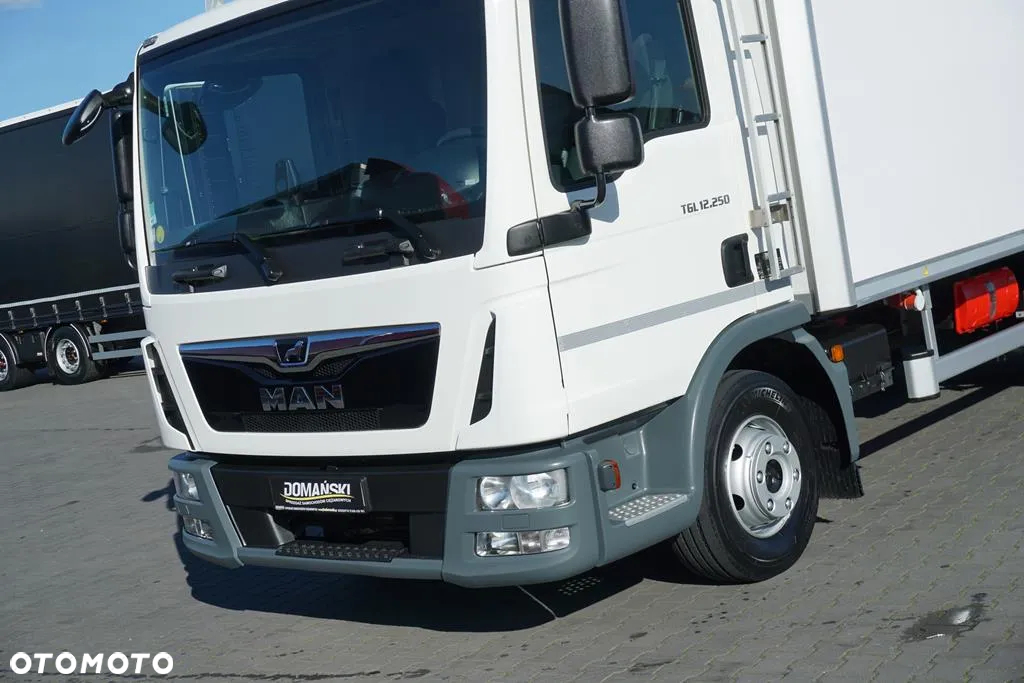 MAN TGL / 12.250 / ACC / EURO 6 / CHŁODNIA / 2 KOMOROWA - 31