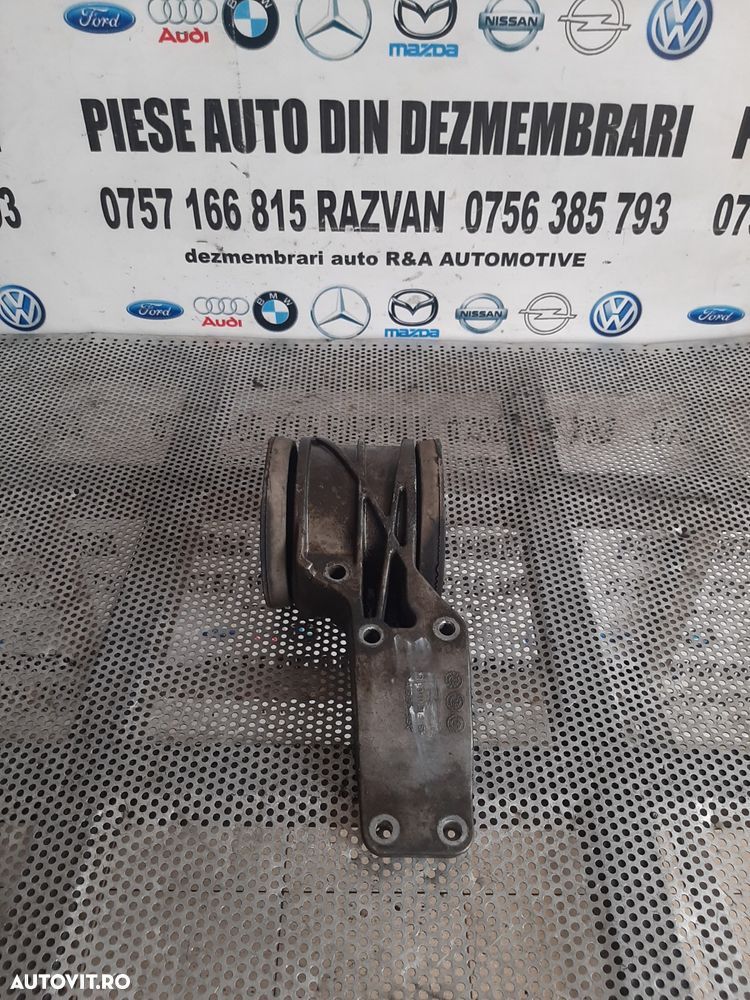 Suport Rulment Planetara Intermediara Dreapta Land Rover Range Rover Vogue L322 3.6 Tdv8 Motor 368DT An 2005-2006-2007-2008-2009-2010-2011 Dezmembrez Land Rover Range Rover Vogue 3.6 Tdv8 Motor 368DT An 2005-2006-2007-2008-2009-2010 - 2