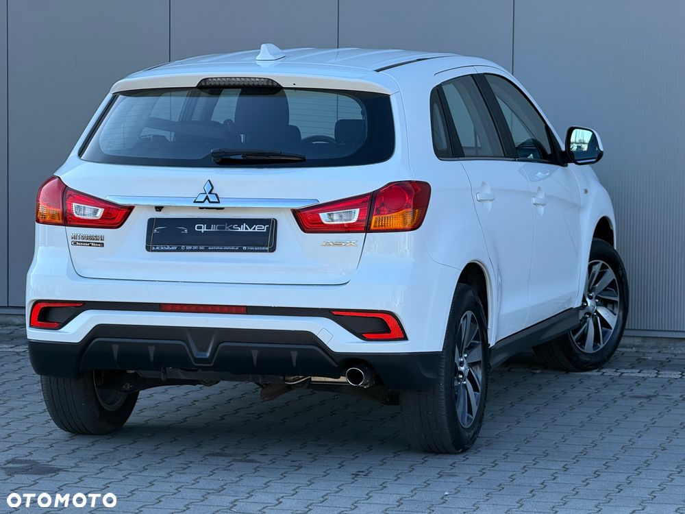 Mitsubishi ASX - 9