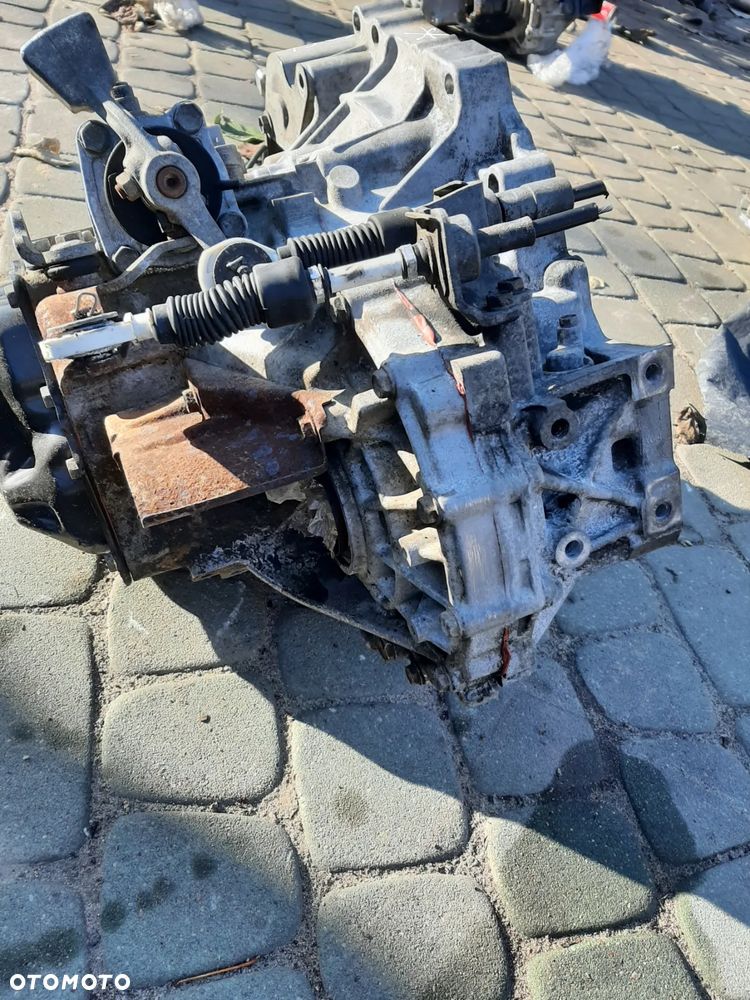 skrzynia biegów Toyota Corolla E12 2.0 - 4