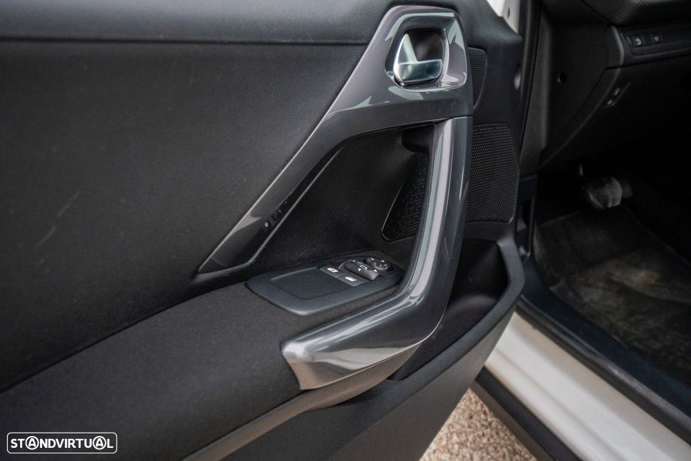 Peugeot 2008 PureTech 110 GPF Stop&Start EAT6 Active - 5