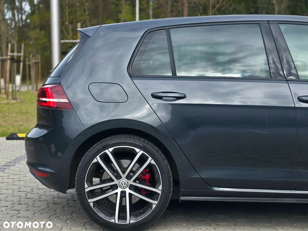 Volkswagen Golf 2.0 TDI BMT GTD - 31