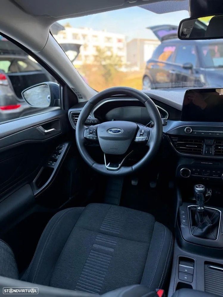 Ford Focus 1.5 TDCi ECOBlue Active - 17