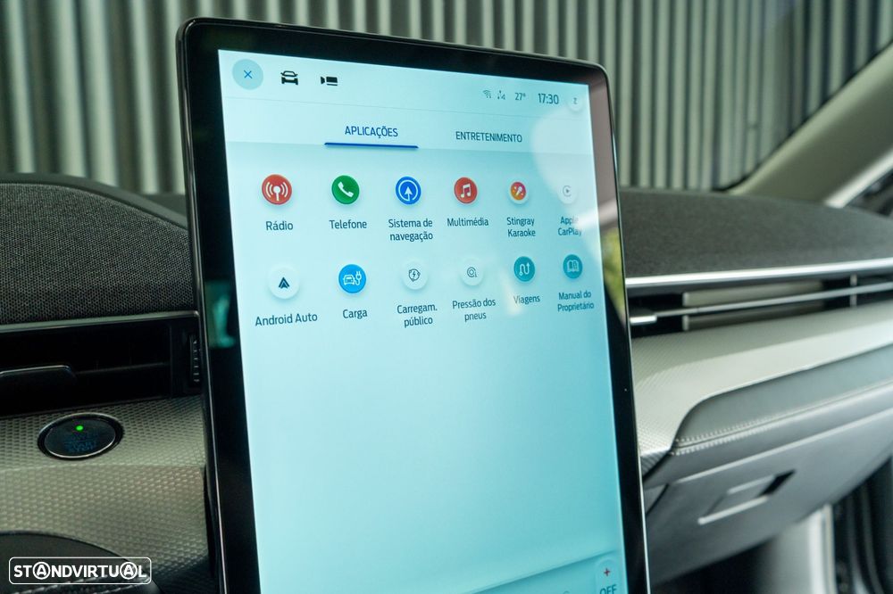 Ford Mustang Mach-E Standard - 19