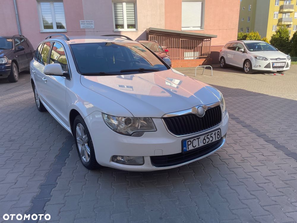 Skoda Superb 2.0 TDI Elegance - 4