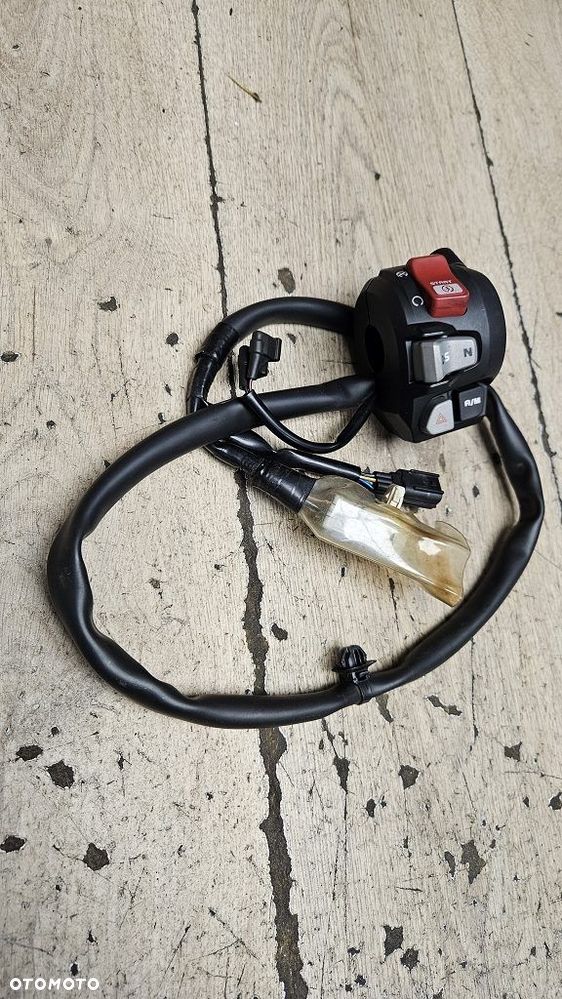 Przełącznik prawy Honda CRF 1000 Africa Twin 35130-MJP-G82 - 4