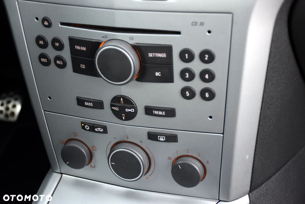 Opel Astra 1.8 Sport - 20