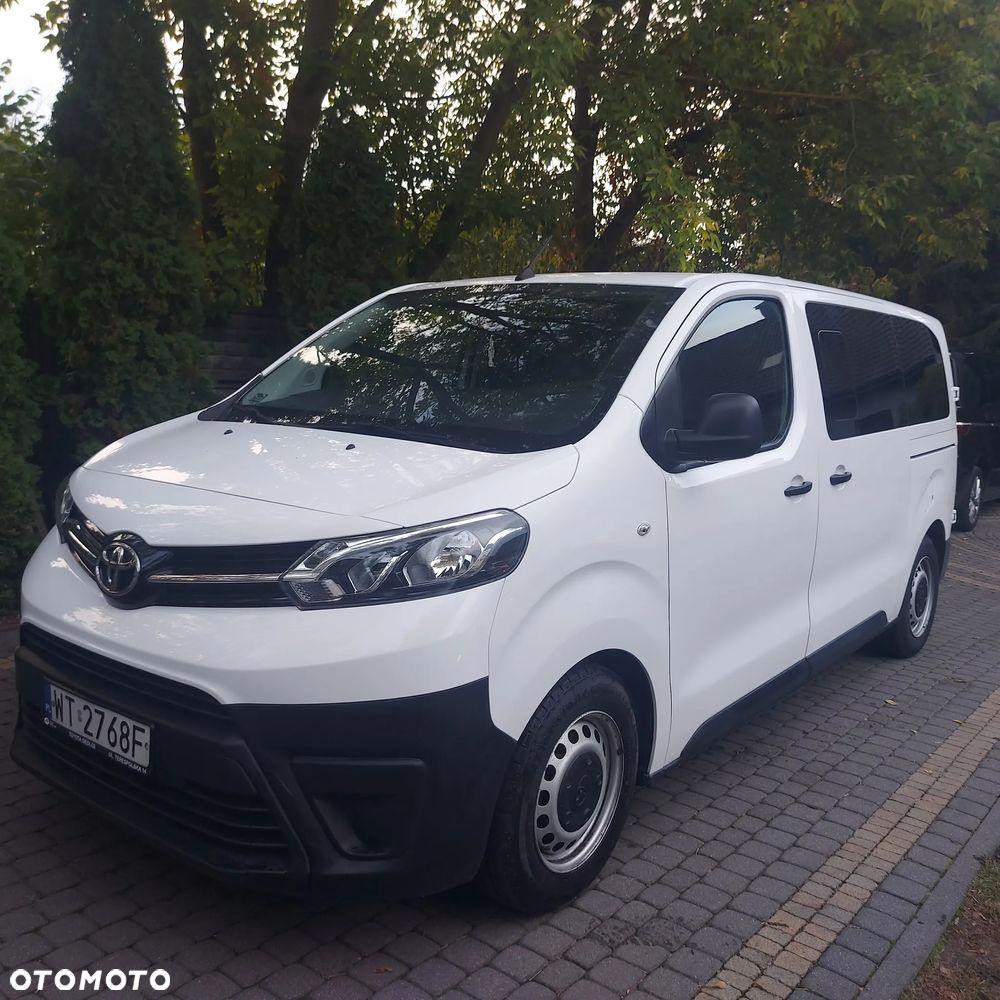Toyota ProAce Kombi 1.5 D-4D Compact 2,6t - 12