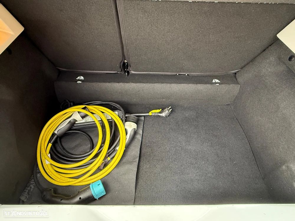 Renault Zoe (c/ Bateria) Limited 50 - 32