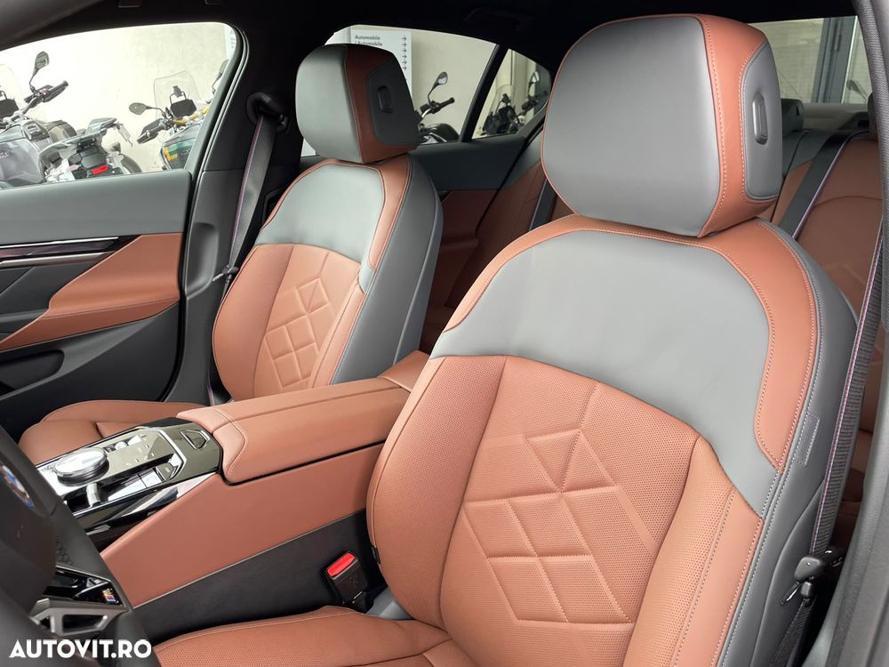 BMW Seria 5 530e xDrive Aut. - 13