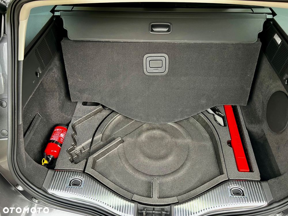 Ford Mondeo 2.0 EcoBlue Titanium - 22