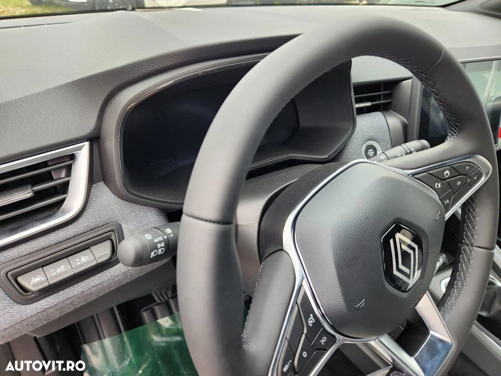 Renault Clio V TCe 90 Techno - 8