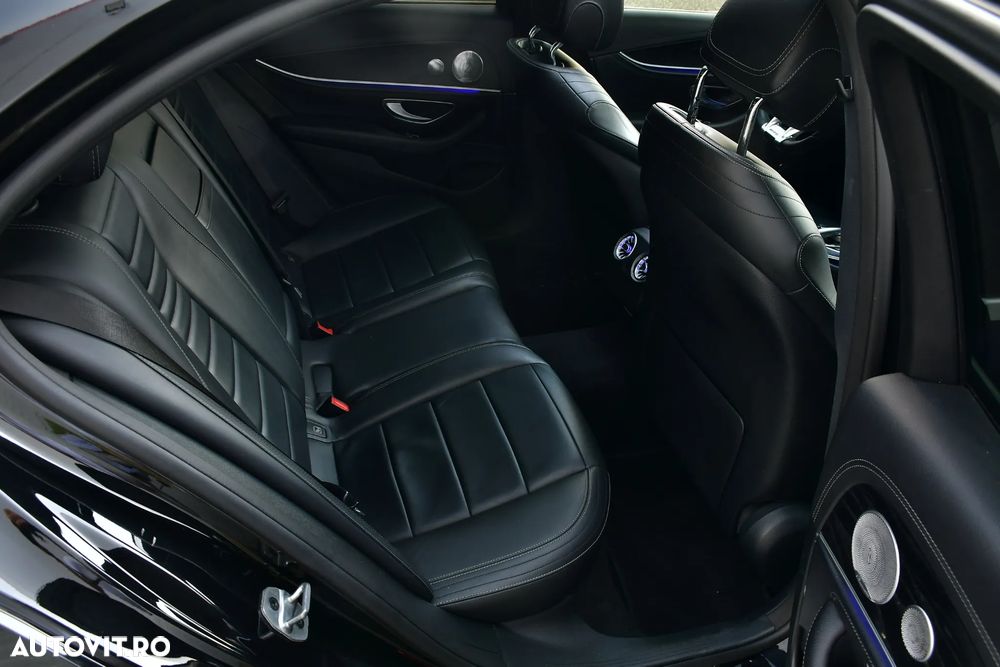 Mercedes-Benz E 220 d 9G-TRONIC AMG Line - 8