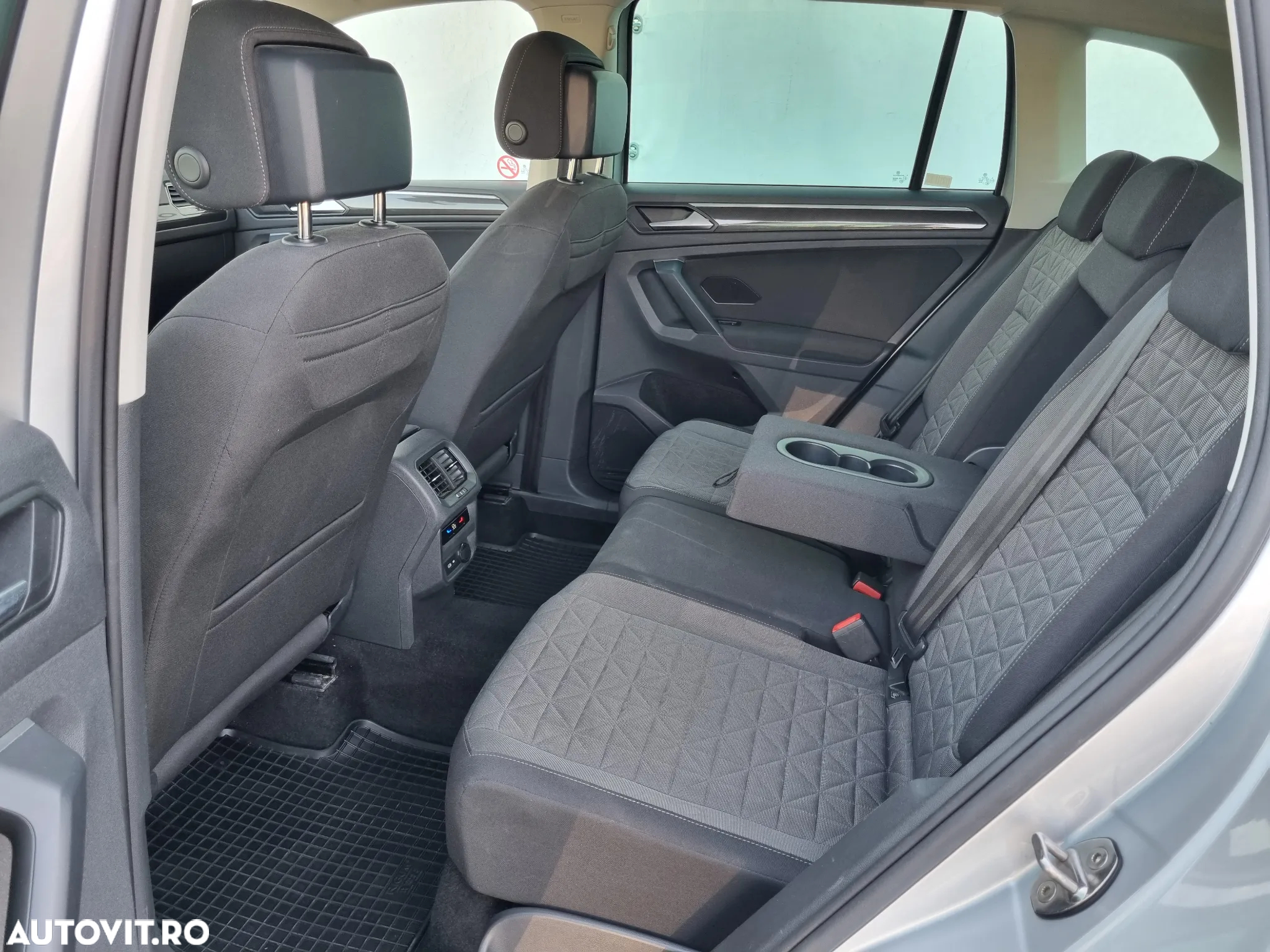 Volkswagen Tiguan 2.0 TDI SCR DSG Life - 12