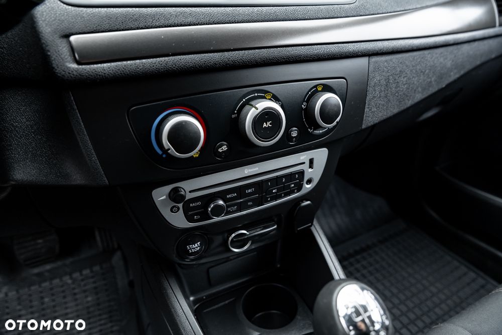 Renault Megane 1.6 16V Business - 29