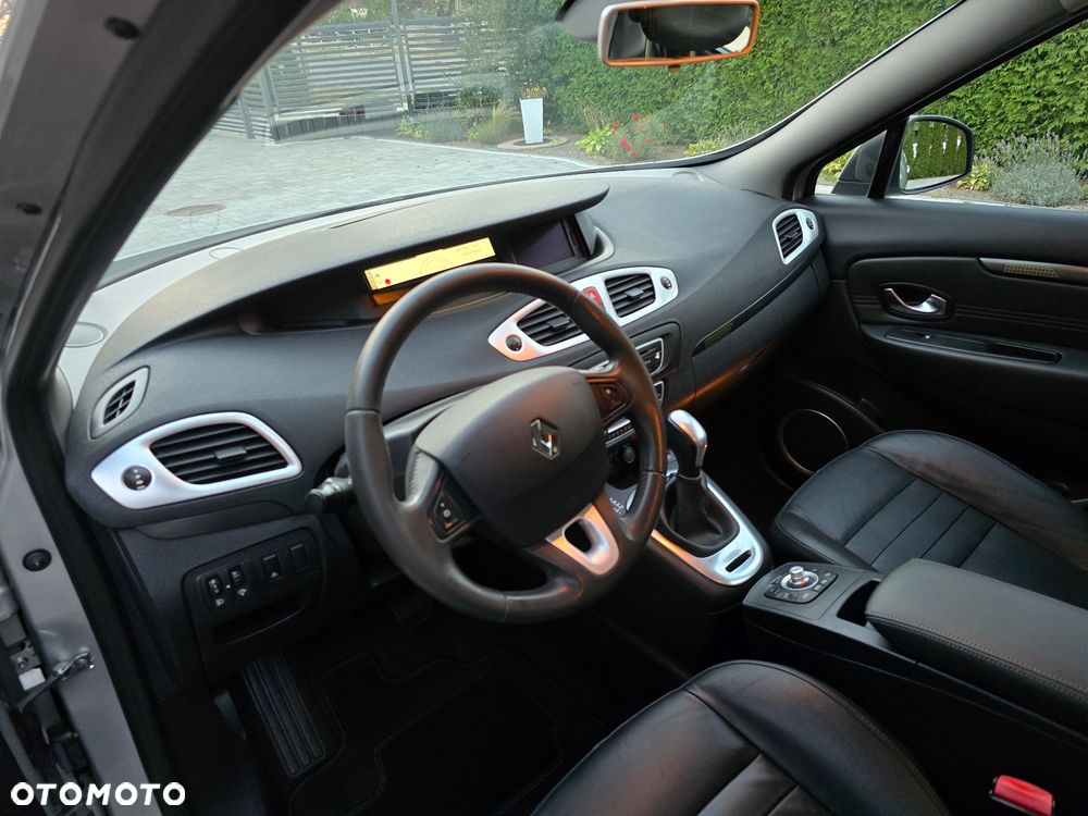 Renault Scenic 2.0 16V 140 CVT Bose Edition - 9