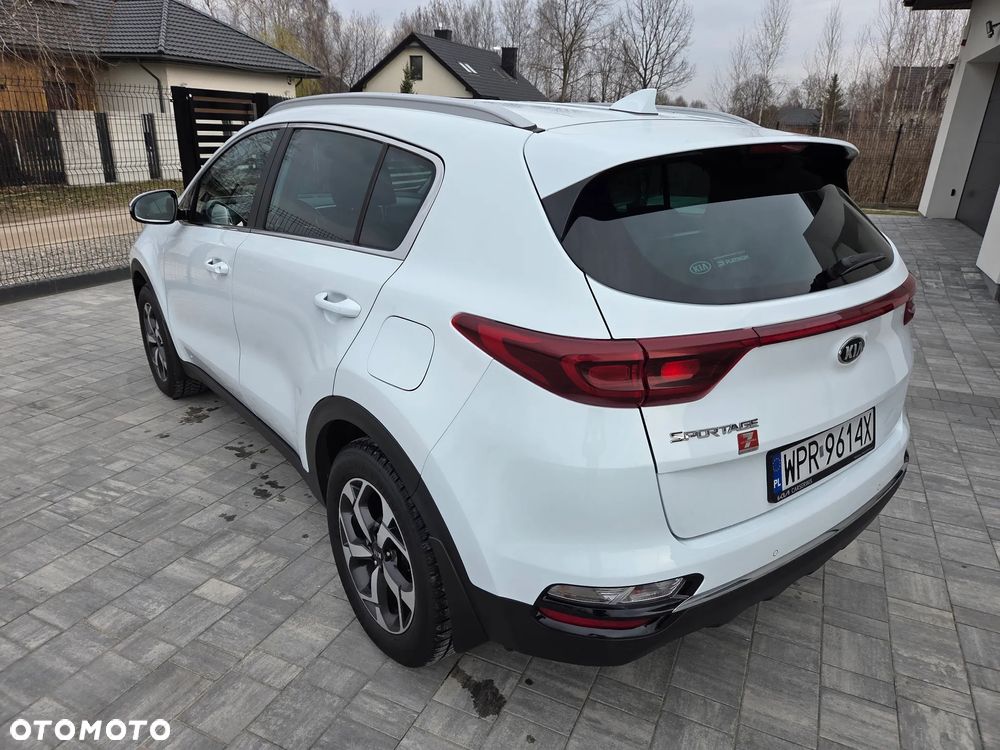 Kia Sportage - 11