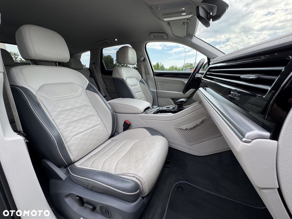 Volkswagen Touareg 3.0 V6 TDI SCR 4Mot Elegance - 16