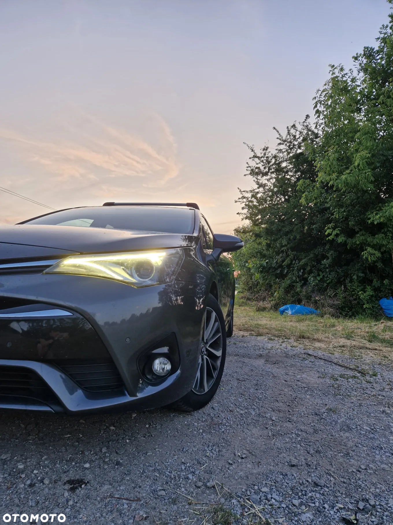 Toyota Avensis - 10