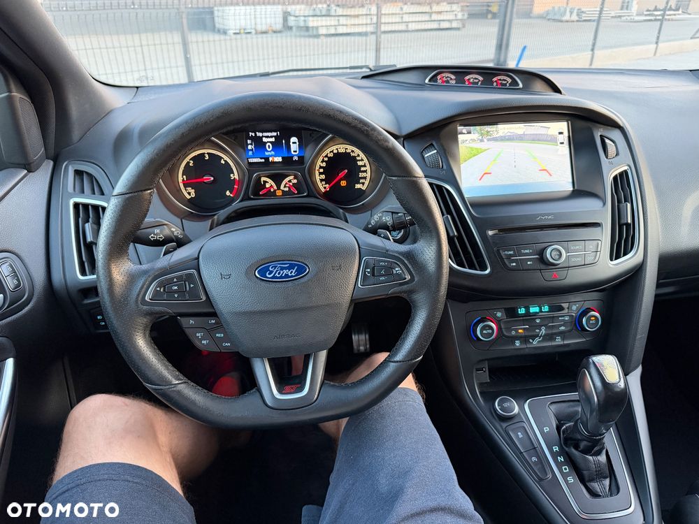 Ford Focus 2.0 TDCi ST-2 PowerShift - 6