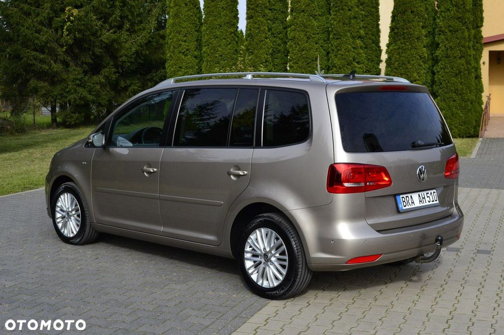 Volkswagen Touran 2.0 TDI DPF Life - 11