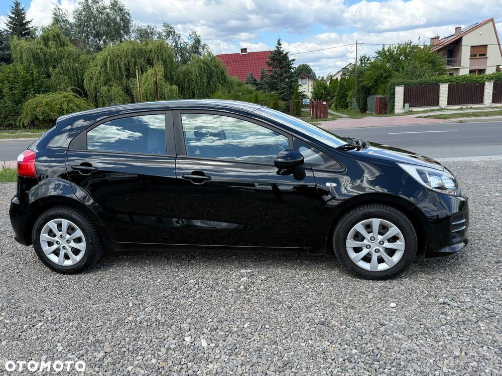 Kia Rio 1.2 Dream Team Edition - 9