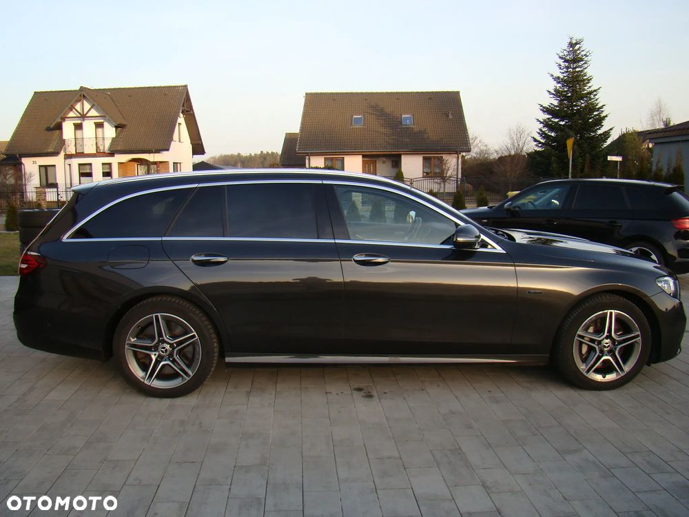Mercedes-Benz Klasa E 300 de 9G-TRONIC AMG Line - 12