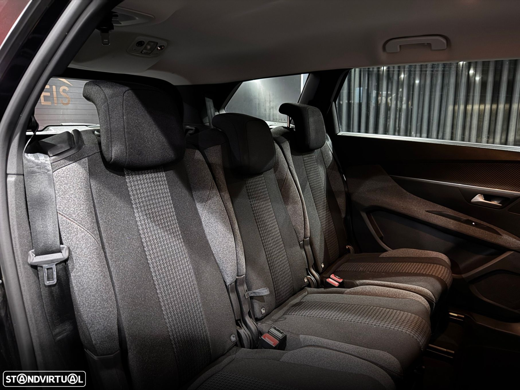 Peugeot 5008 1.2 PureTech Allure Pack EAT8 - 34