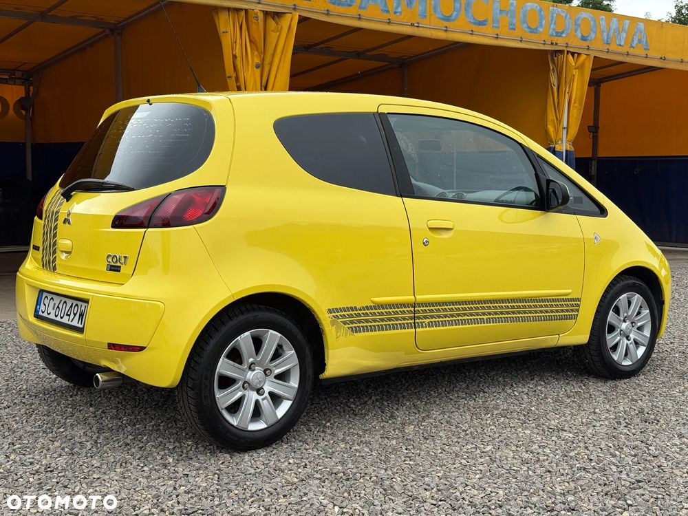 Mitsubishi Colt - 7