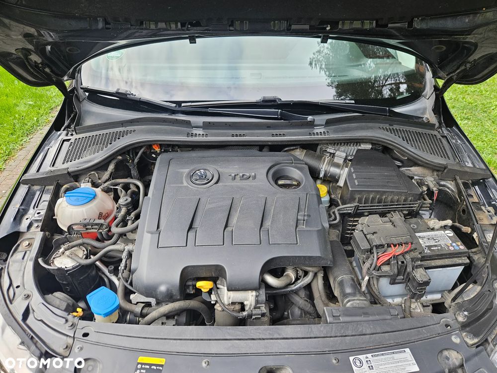 Skoda RAPID 1.6 TDI Edition - 24