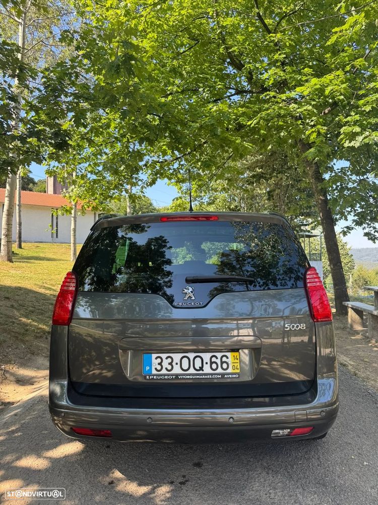 Peugeot 5008 - 9