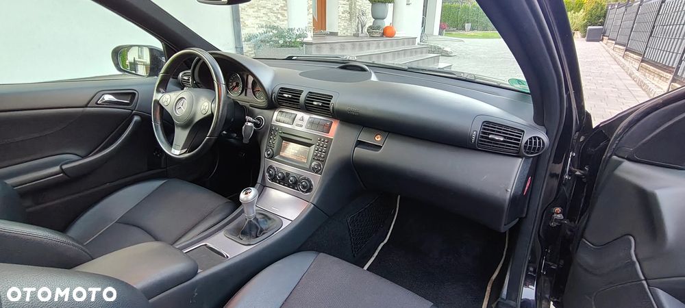 Mercedes-Benz CLC - 17