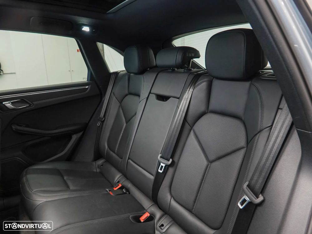 Porsche Macan 2.0T - 38