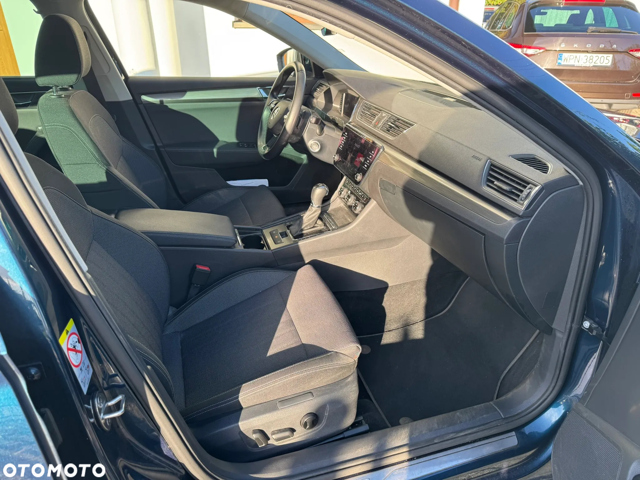 Skoda Superb 2.0 TDI SCR Style DSG - 8