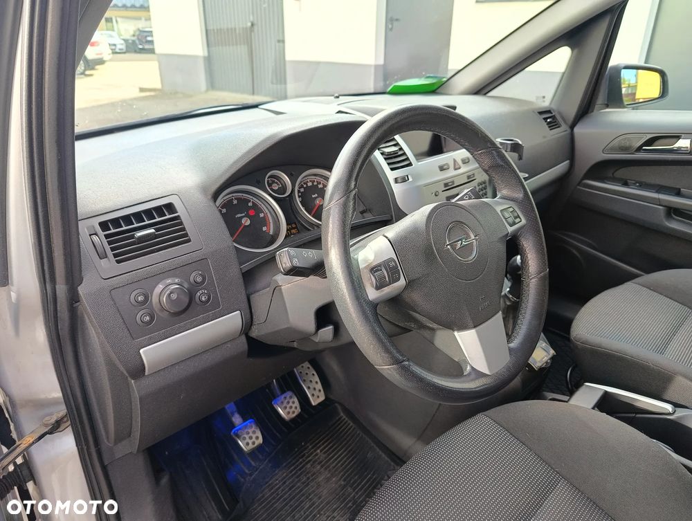 Opel Zafira 1.7 CDTI Sport - 9