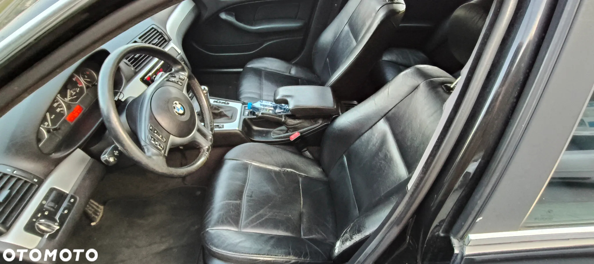 BMW Seria 3 330i - 5