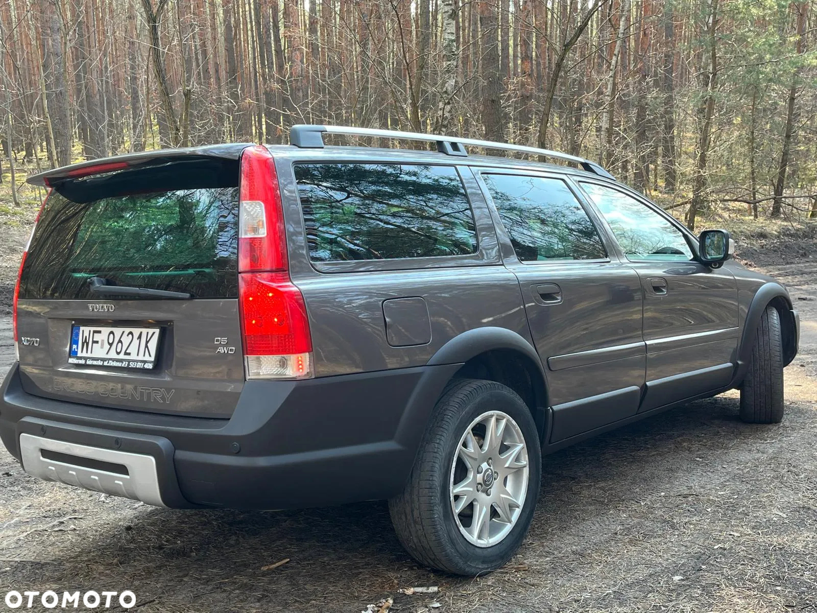 Volvo XC 70 D5 AWD Momentum - 13