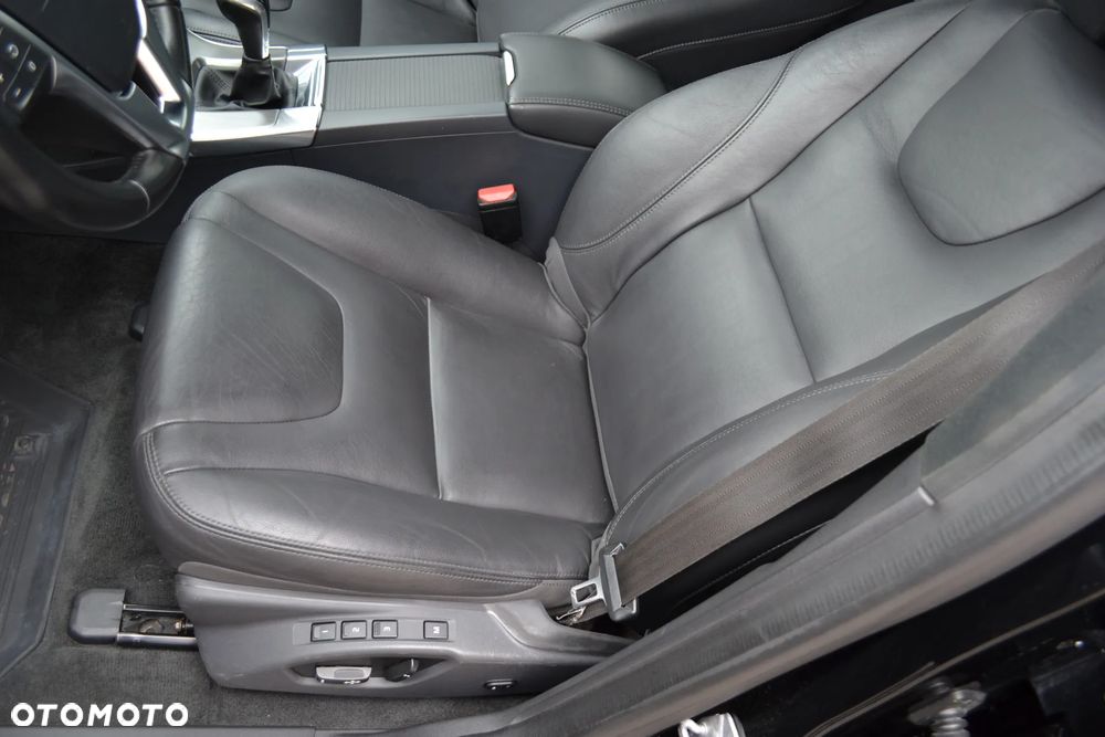 Volvo XC 60 - 20