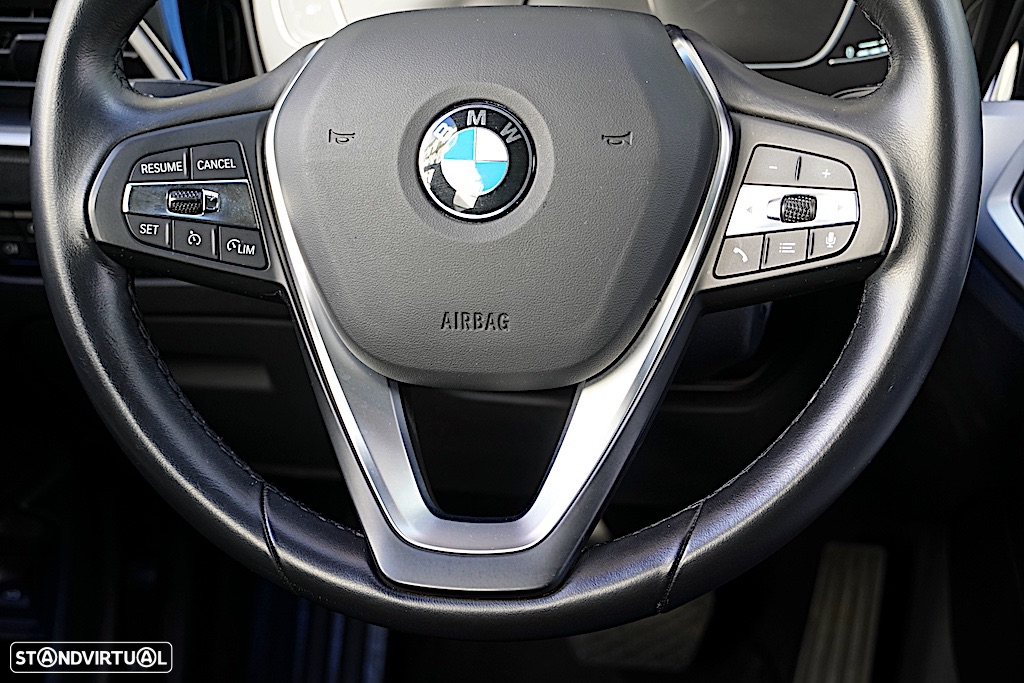 BMW 330 e Touring Auto - 35