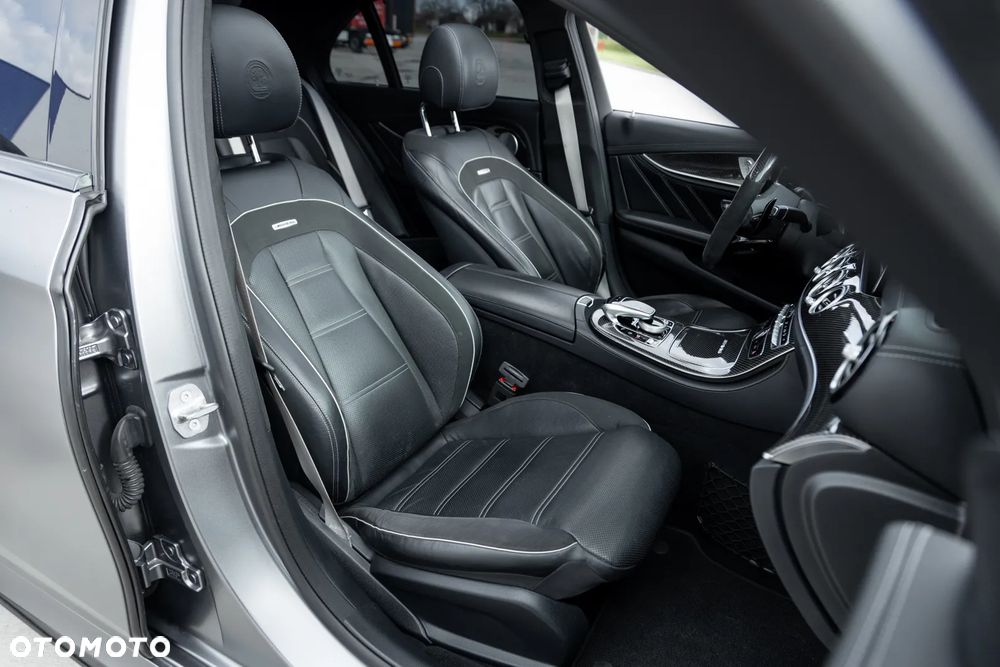 Mercedes-Benz Klasa E AMG 63 S 4-Matic+ - 28