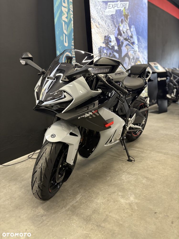 CFMoto 675SR - 8