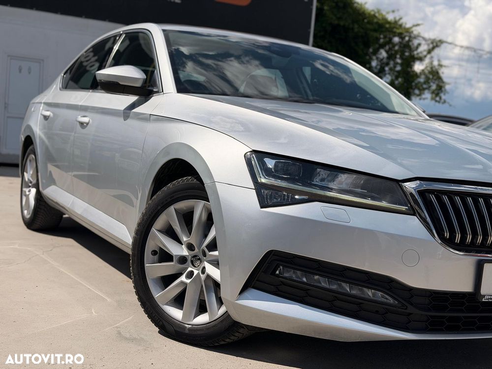 Skoda Superb 2.0 TDI DSG Style - 9