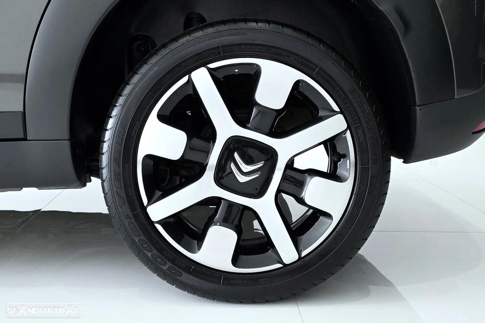 Citroën C4 Cactus 1.2 PureTech Shine Pack - 23