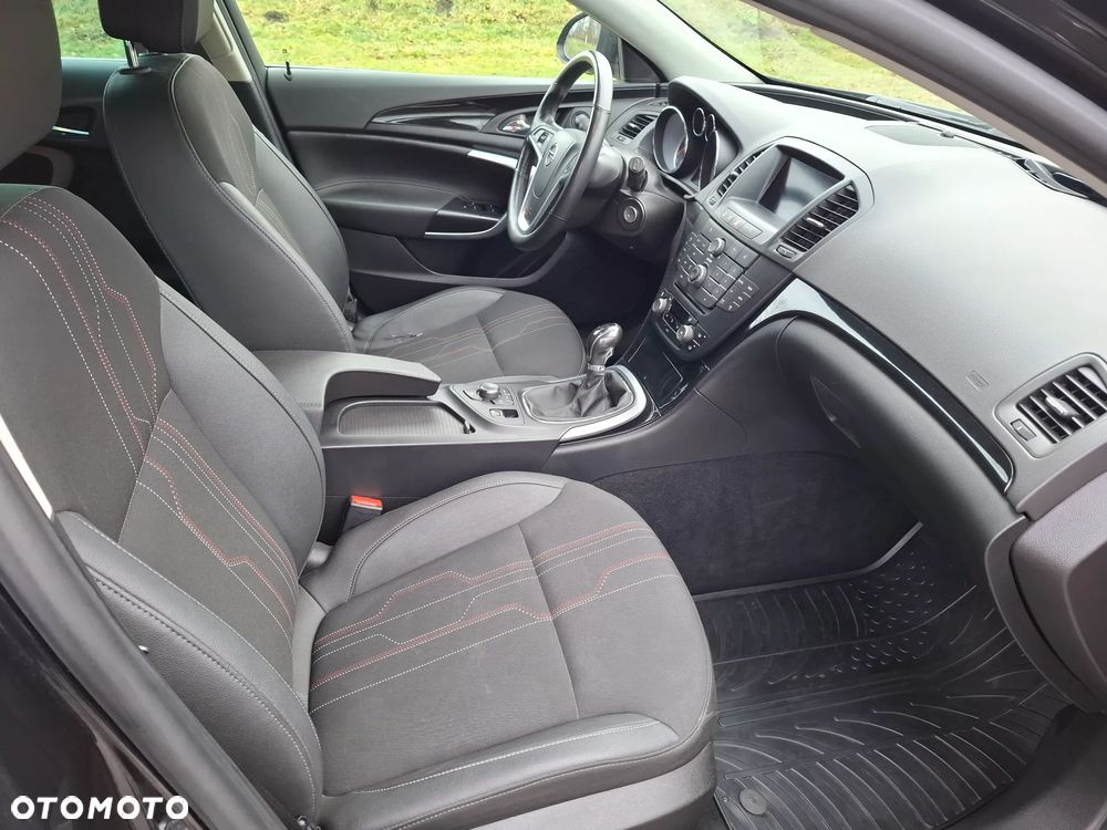 Opel Insignia - 14