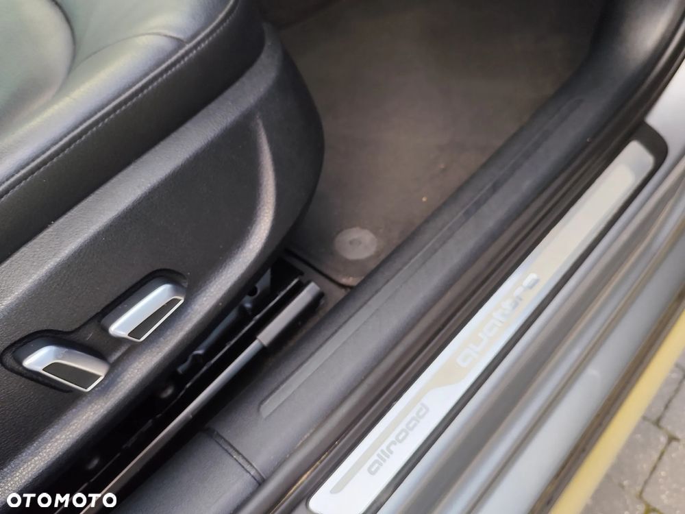 Audi A4 Allroad quattro 2.0 TFSI S tronic - 18
