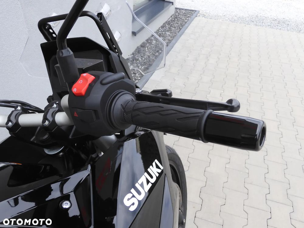 Suzuki DL - 16