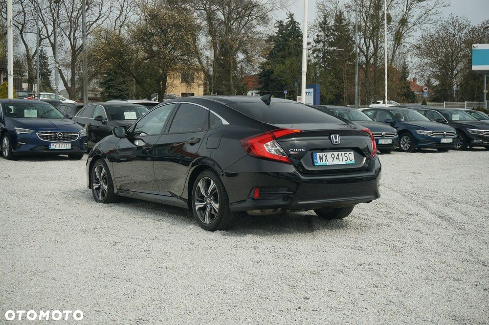 Honda Civic 1.5 T Elegance - 9