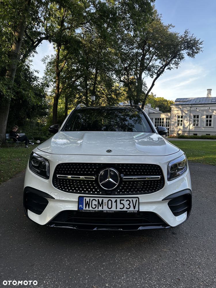 Mercedes-Benz GLB 250 4Matic 8G-DCT AMG Line - 3